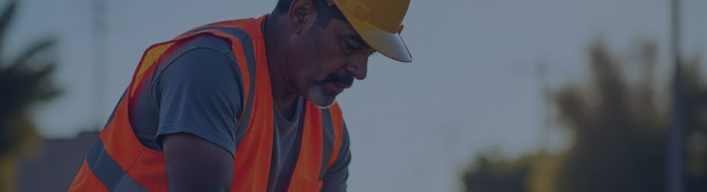 ¿Por qué trabajar con calor extremo es un riesgo laboral real?