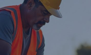 ¿Por qué trabajar con calor extremo es un riesgo laboral real?